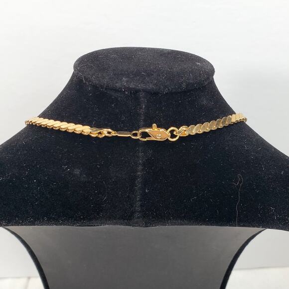 Gold Tone Necklace 11.25" Unsigned Lobster Closure - Picture 3 of 4